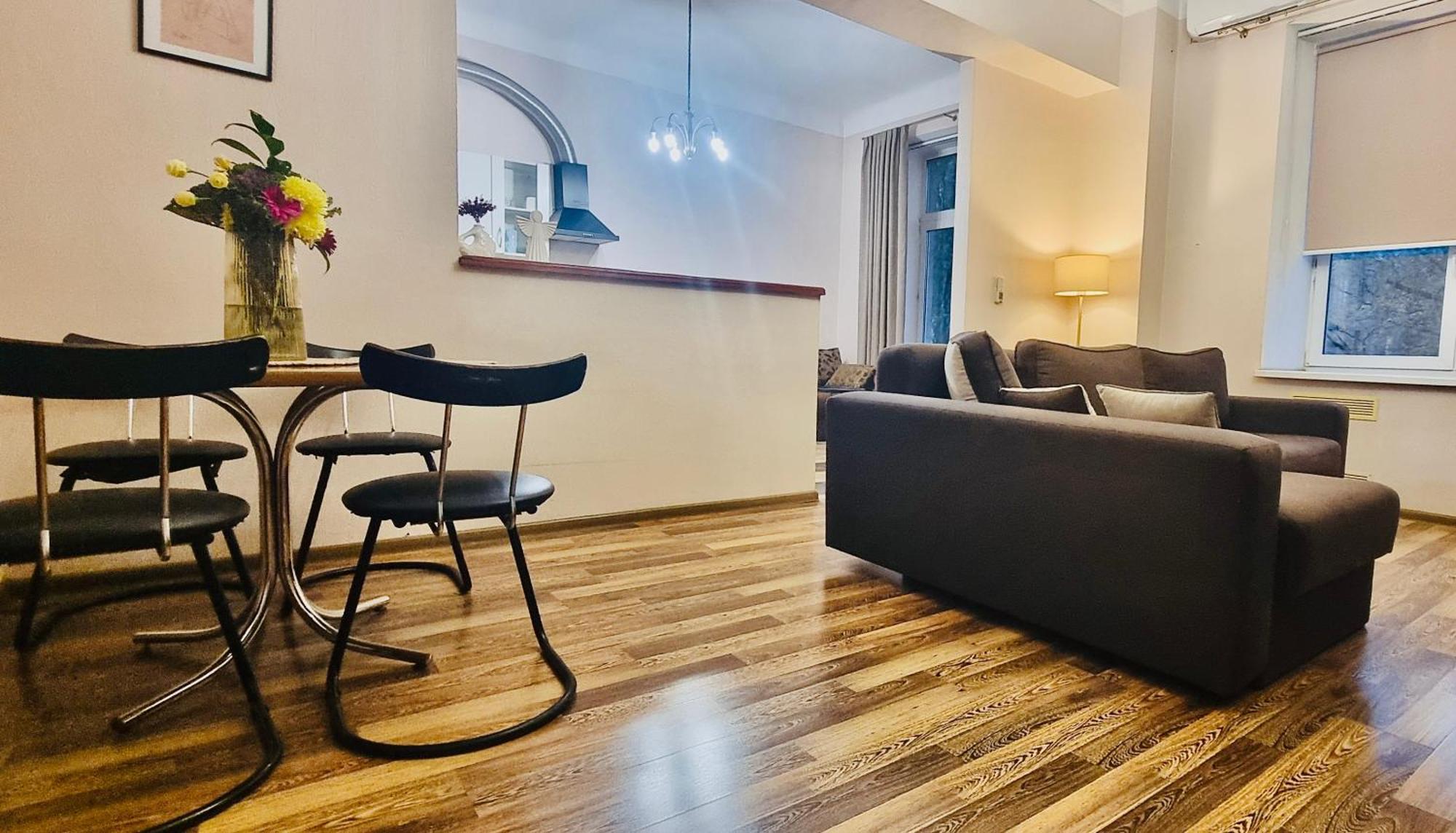 Kyiv Khreschatyk 27 Apartment ภายนอก รูปภาพ